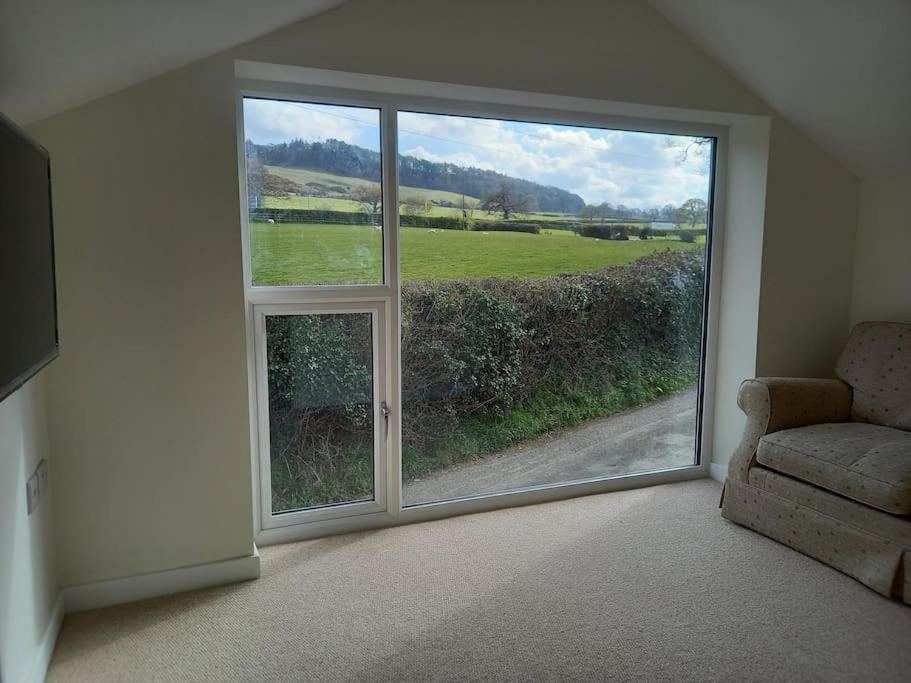 Cosy 2 Bed Cottage Between Snowdonia And The Sea Llandegai Экстерьер фото