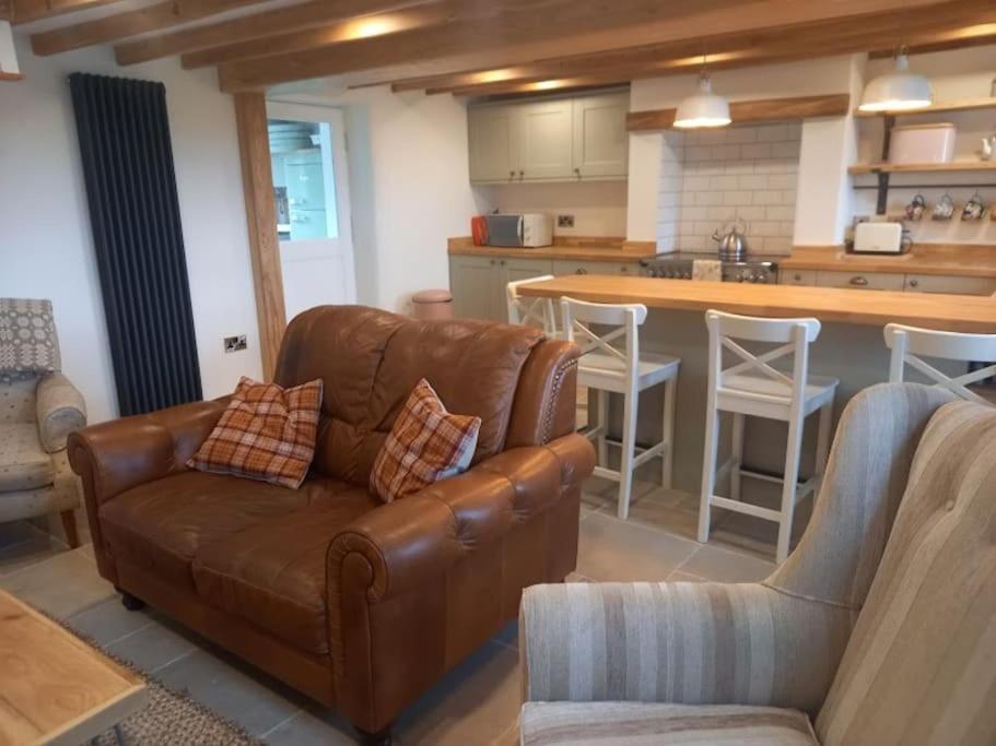 Cosy 2 Bed Cottage Between Snowdonia And The Sea Llandegai Экстерьер фото
