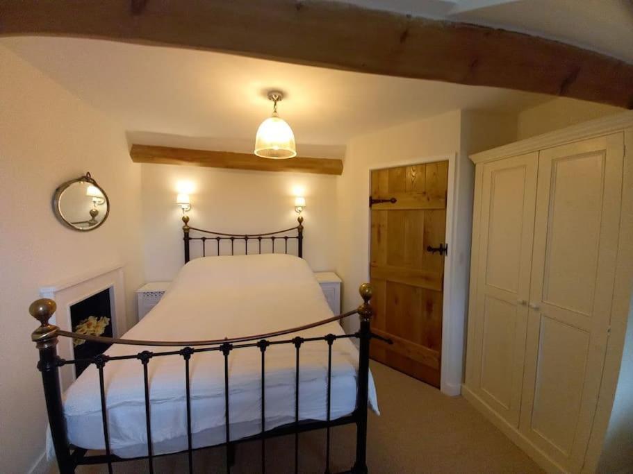 Cosy 2 Bed Cottage Between Snowdonia And The Sea Llandegai Экстерьер фото